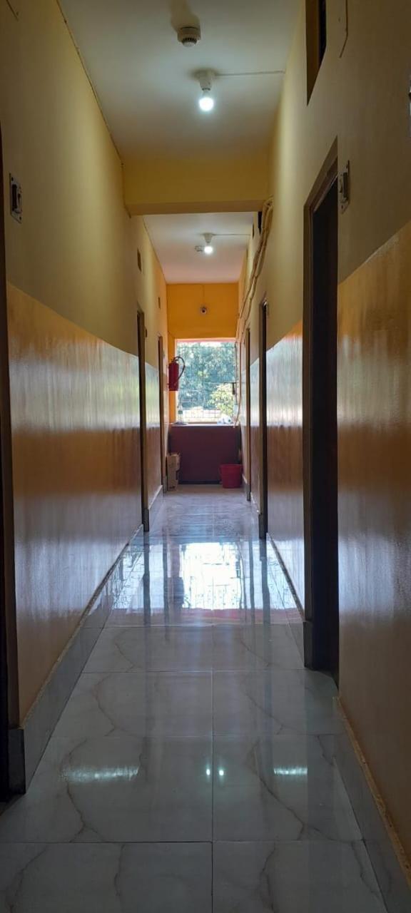 Narendra Niketan Hotel Kolkata Ngoại thất bức ảnh