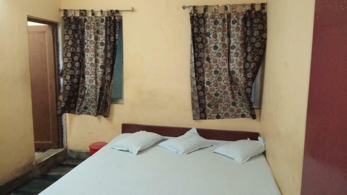 Narendra Niketan Hotel Kolkata Ngoại thất bức ảnh